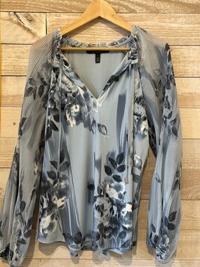 Women's Floral V-Neck Pleated Sleeve Blouse - Blue Gray